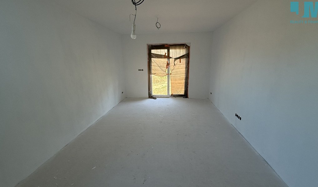 Prodej domu 228 m² s pozemkem 899 m², Hrotovice – náhled fotky 26