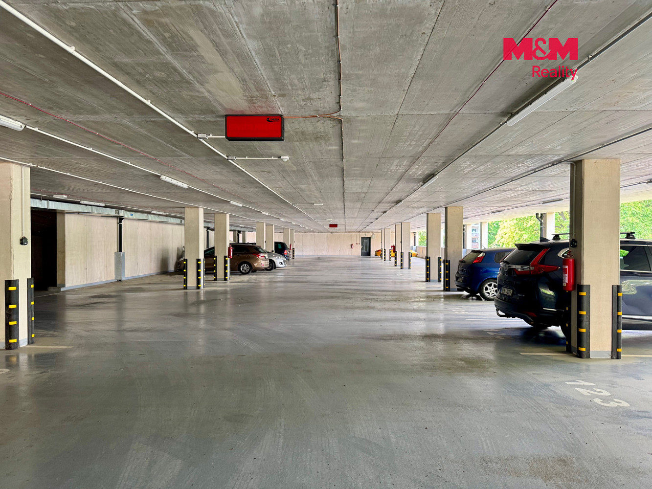 Pronájem garážového stání, 13 m2, Pardubice – fotografie 5