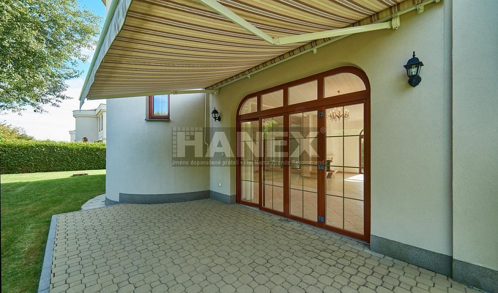 Pronájem domu 243 m² s pozemkem 540 m², Praha – náhled fotky 9
