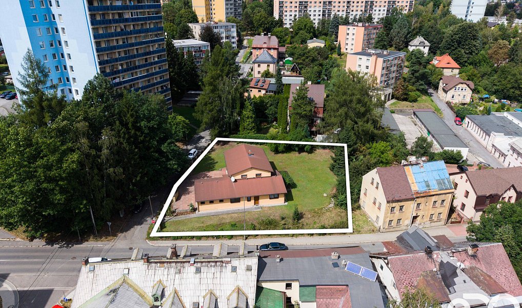 Prodej domu 300 m² s pozemkem 1 492 m², Liberec – náhled fotky 35
