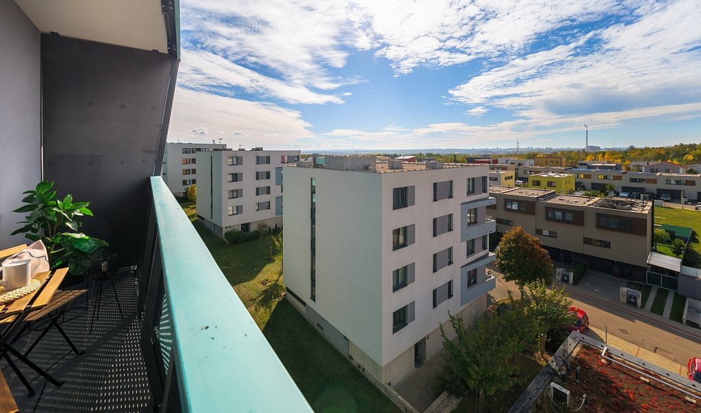 Prodej bytu 1+kk 30 m², Praha – náhled fotky 10