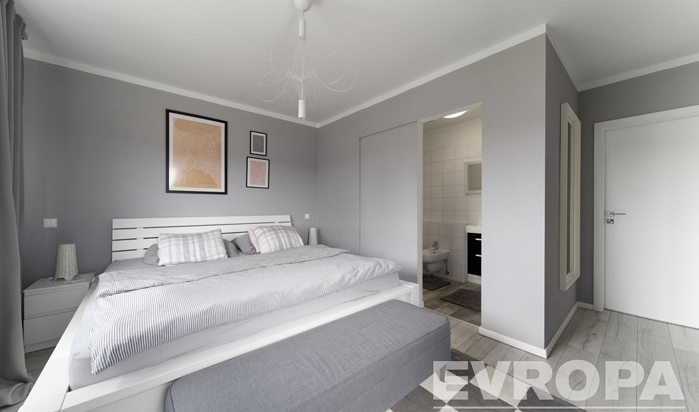 Prodej domu 130 m² s pozemkem 278 m², Plzeň – náhled fotky 9