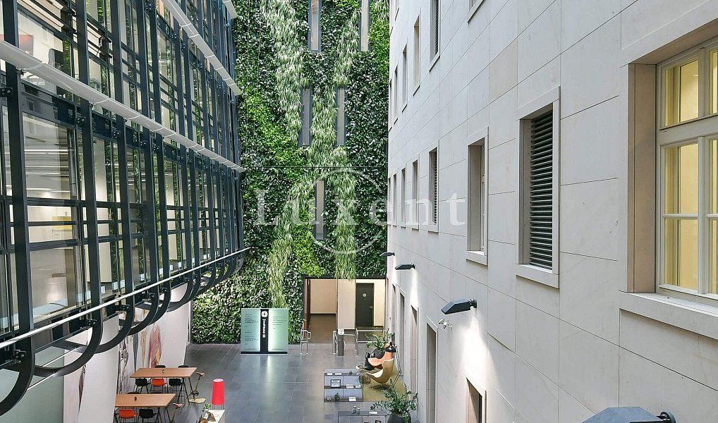 Pronájem kanceláře 243 m², Praha – náhled fotky 3