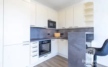 Pronájem bytu 2+kk 37 m²