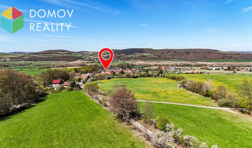 Prodej stavebního pozemku 1 132 m², Skuhrov – náhled fotky 2