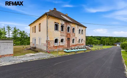 Prodej domu 735 m² s pozemkem 3 134 m², Zemětice - Čelákovy, okres Plzeň-jih