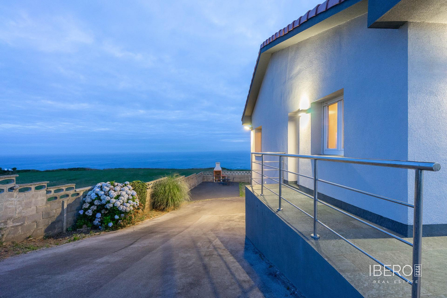 Prodej domu 1 534 m² s pozemkem 1 200 m² — photo 2