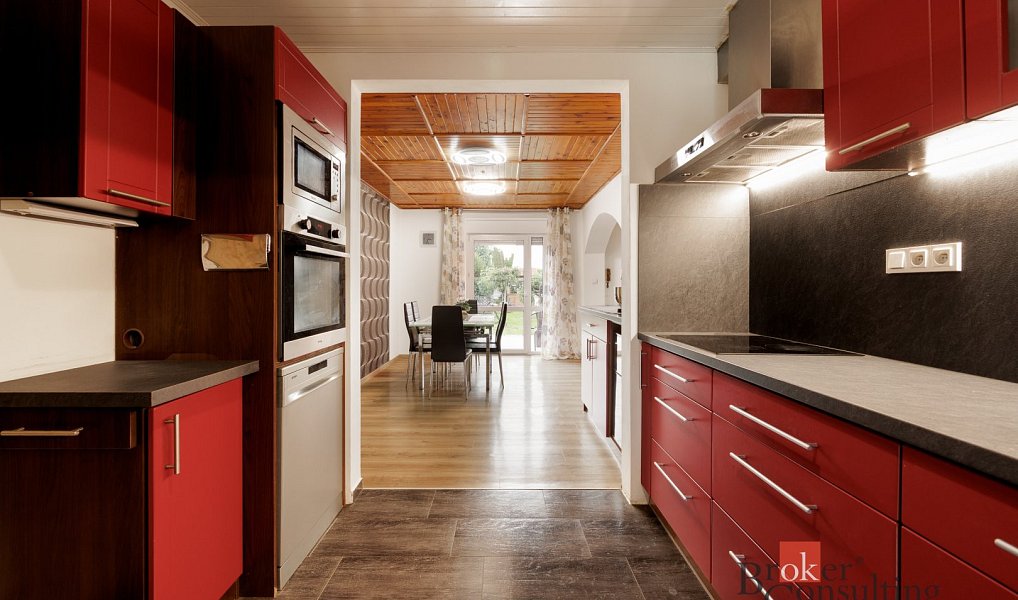 Prodej domu 286 m² s pozemkem 868 m², Žatec – náhled fotky 13