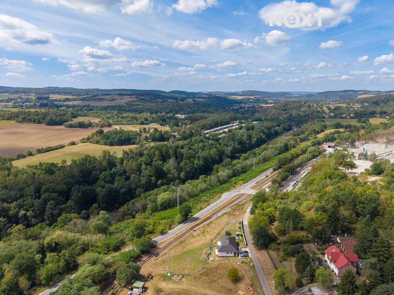 Prodej stavebního pozemku 2 240 m² – fotografie 4