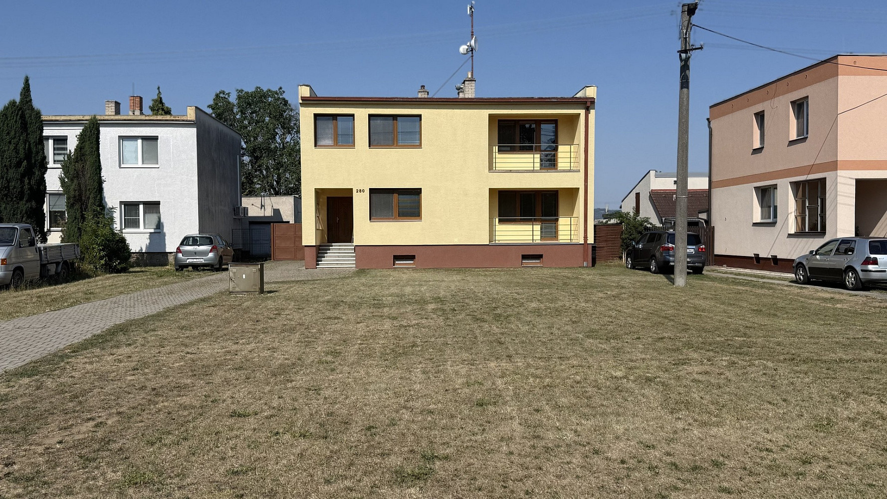Prodej domu 275 m² s pozemkem 2 320 m²