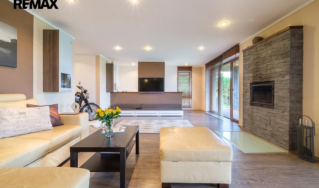 Prodej domu 205 m² s pozemkem 634 m², Smolnice – náhled fotky 4