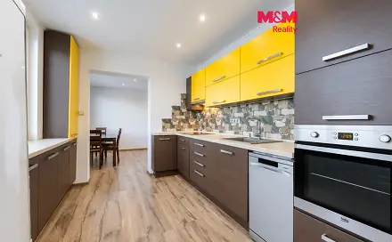 Prodej bytu 4+1 75 m², Semická, Písek - Smrkovice