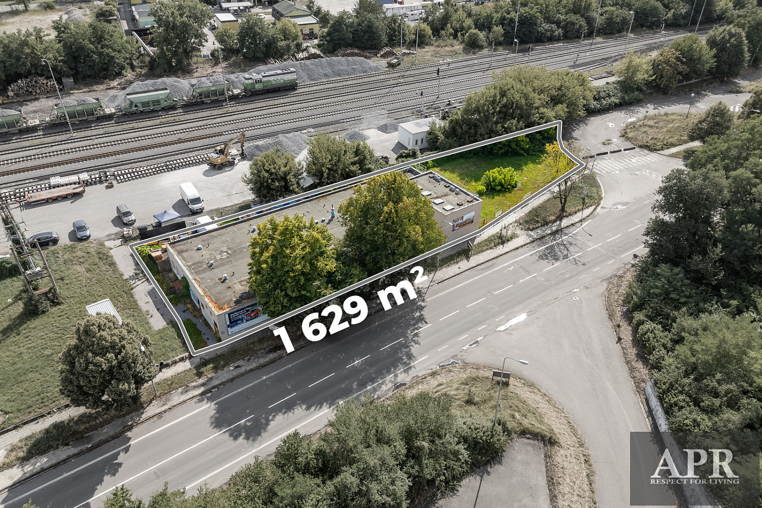 Prodej obchodních prostor 656 m² — photo 2