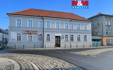 Prodej domu 1 803 m² s pozemkem 1 996 m², Podbořany, okres Louny