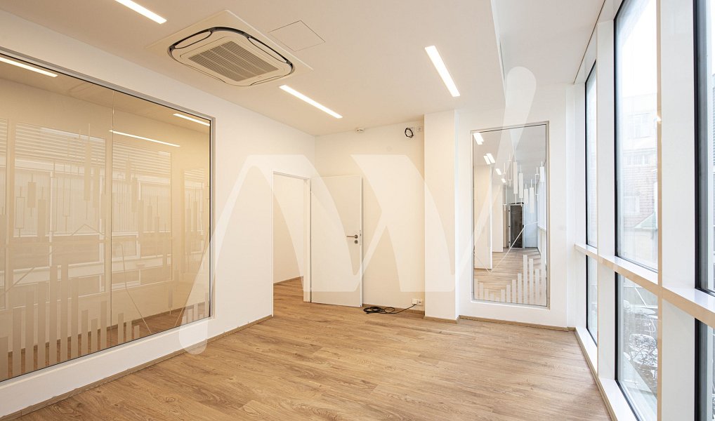 Pronájem kanceláře 86 m², Praha – náhled fotky 8