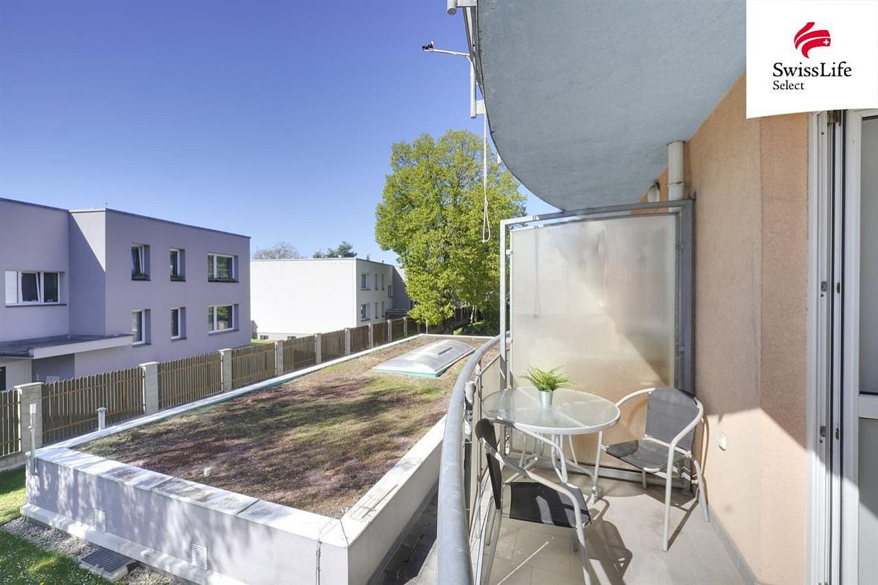 Prodej bytu 3+kk 74 m² – pohled 3