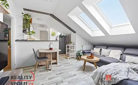 Prodej bytu 3+kk 66 m², Nerudova, Sezemice, okres Pardubice