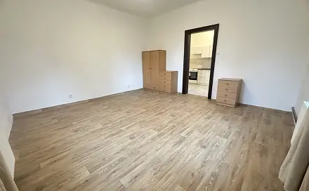 Pronájem bytu 1+1 40 m², Tanvaldská, Liberec - Liberec XXX-Vratislavice nad Nisou