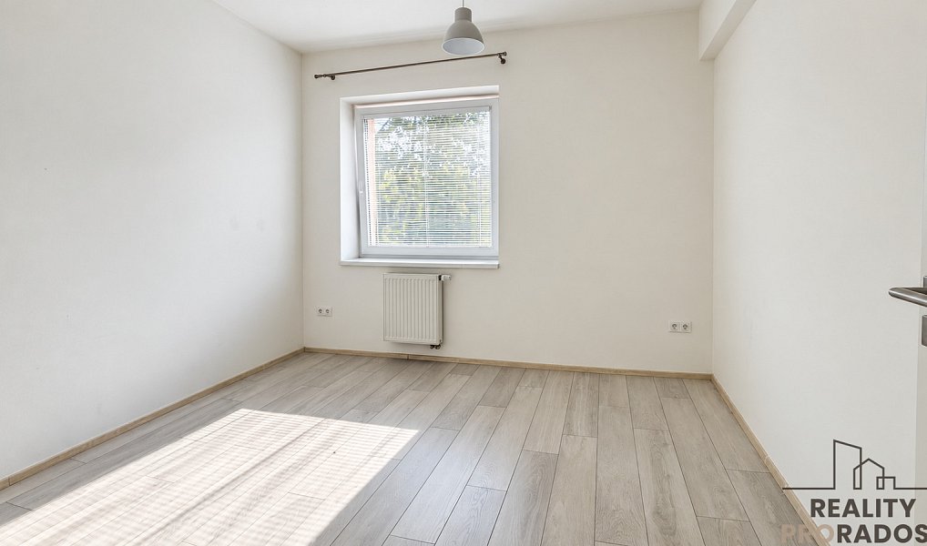 Pronájem bytu 2+kk 55 m², Hodonín – náhled fotky 12