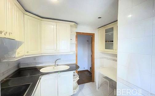 Prodej bytu 5+kk 74 m², Alcalá De Henares, Španělsko