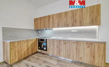 Prodej domu 218 m² s pozemkem 334 m², Luby, okres Cheb