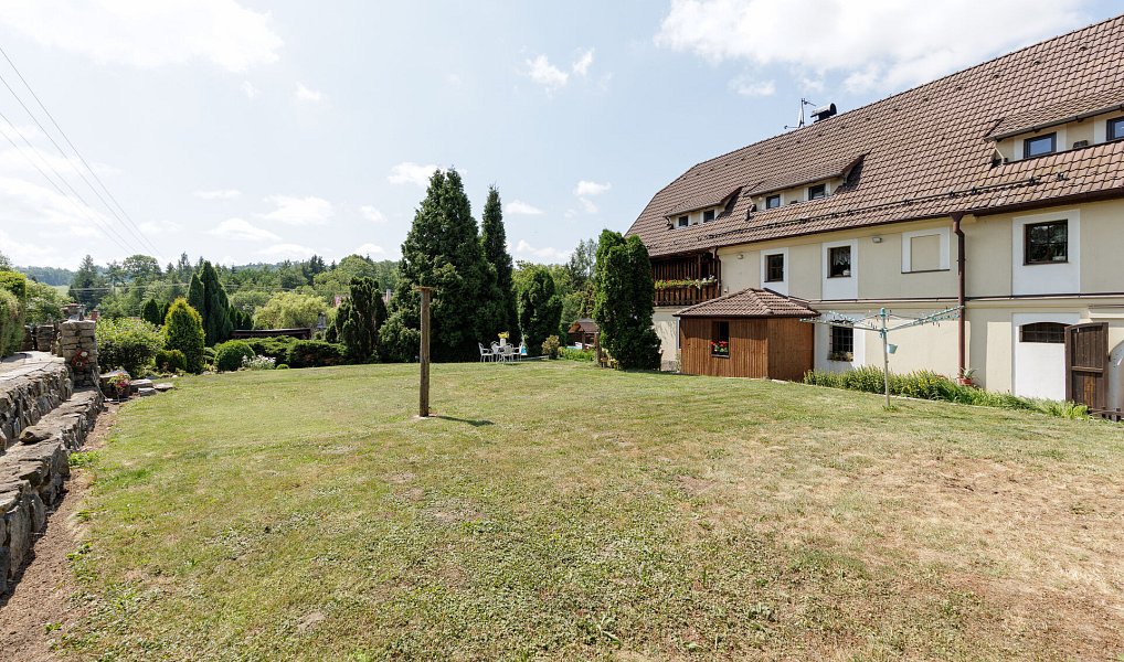 Prodej domu 478 m² s pozemkem 4 241 m², Verneřice – náhled fotky 4