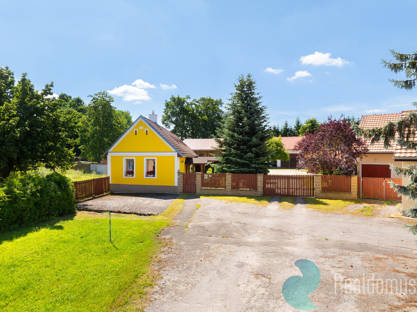 Prodej domu 165 m² s pozemkem 7 758 m² — photo 2
