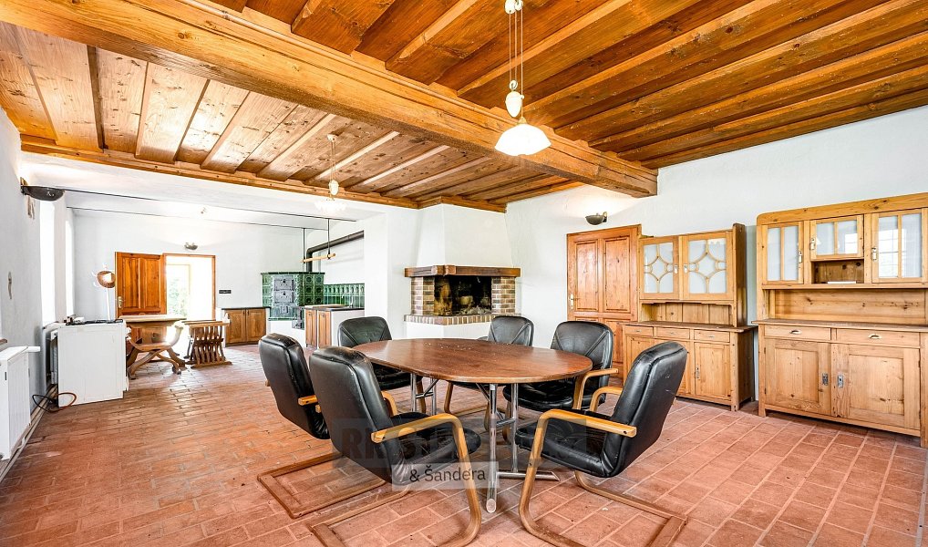 Prodej chaty/chalupy 430 m² s pozemkem 57 892 m², Brloh – náhled fotky 10