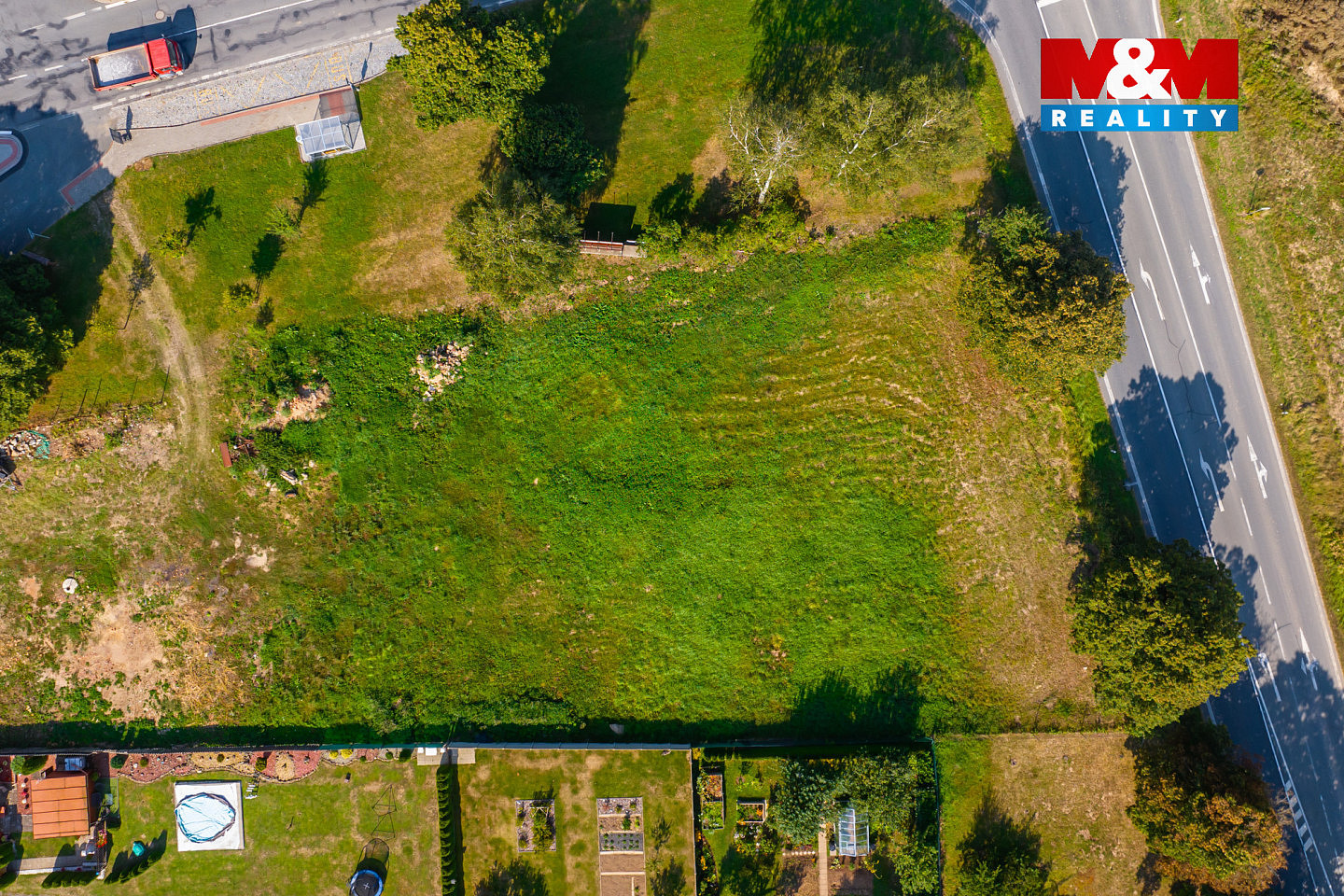 Prodej stavebního pozemku 1 151 m² – další