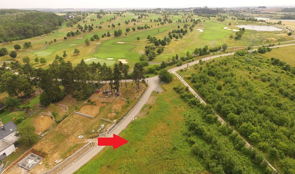 Prodej stavebního pozemku 1 666 m², Vysoký Újezd – náhled fotky 2