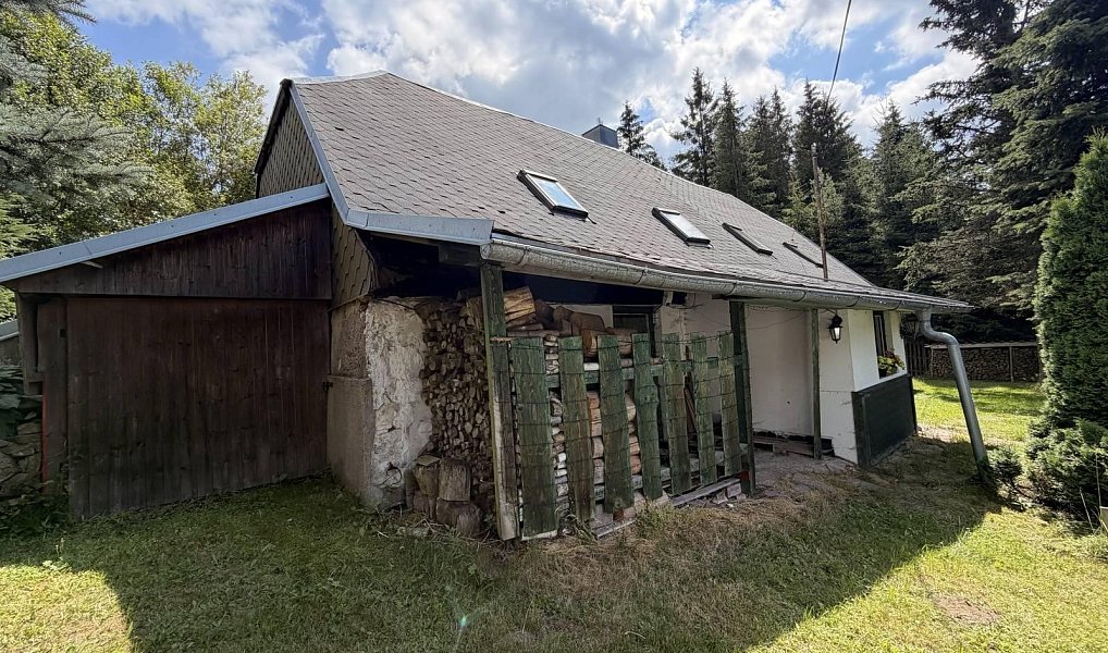 Prodej domu 200 m² s pozemkem 1 124 m², Klíny – náhled fotky 22