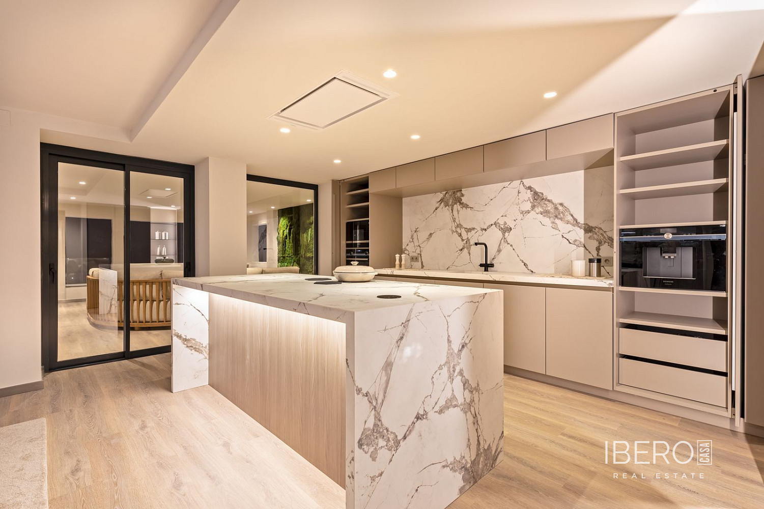 Piso 6+kk – Marbella, Nueva Andalucía - Vista 5
