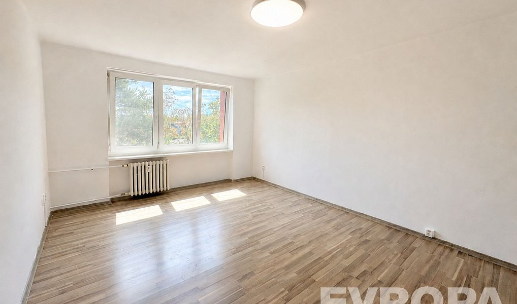 Prodej bytu 3+1 91 m², Plzeň – náhled fotky 3