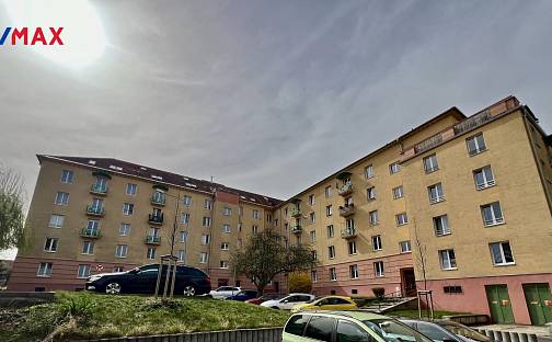 Pronájem bytu 2+1 54 m², Čsl. armády, Most