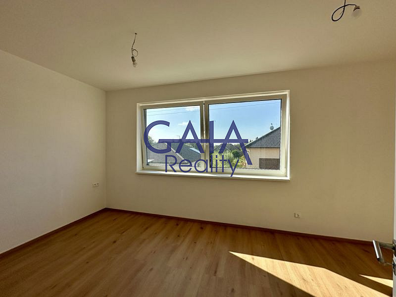 Prodej domu 132 m² s pozemkem 386 m² – fotografie 3