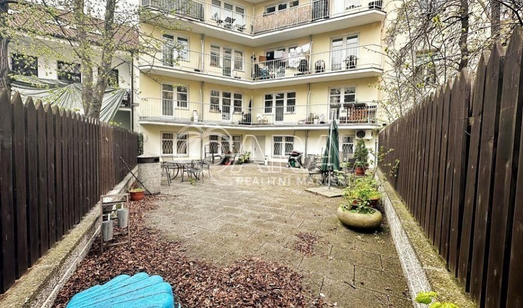 Pronájem bytu 1+kk 28 m², Praha – náhled fotky 8