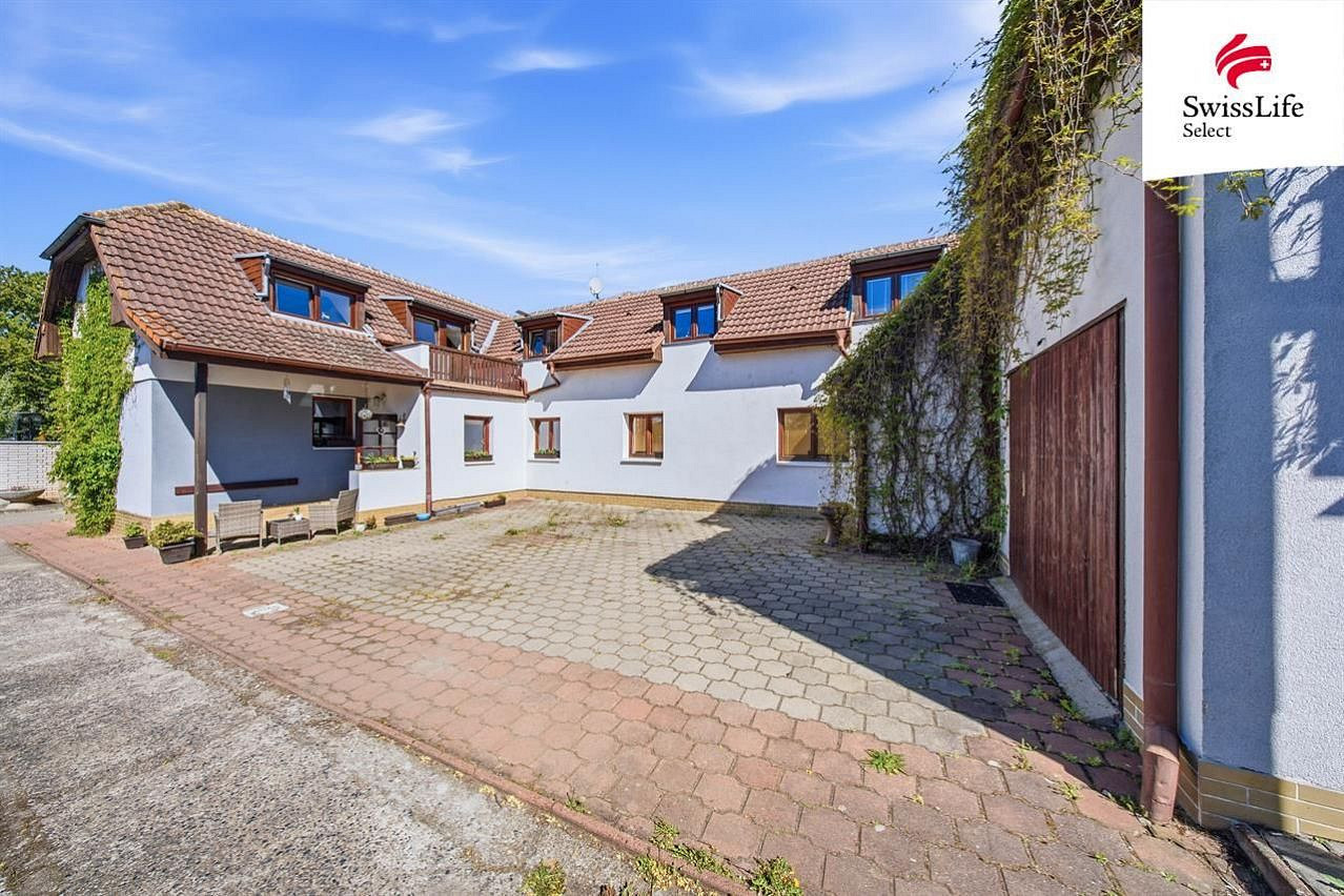 Prodej domu 336 m² s pozemkem 996 m²