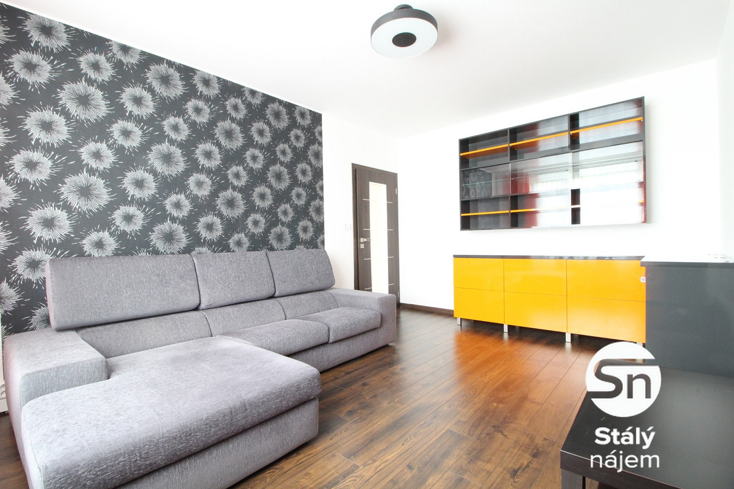 Pronájem bytu 2+1 52 m² – fotografie 3