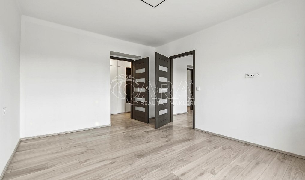 Prodej bytu 2+1 55 m², Hradec Králové – náhled fotky 15