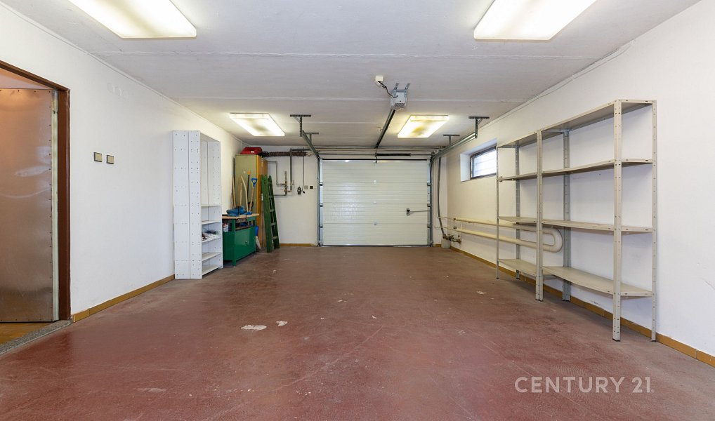 Prodej domu 193 m² s pozemkem 527 m², Praha – náhled fotky 31