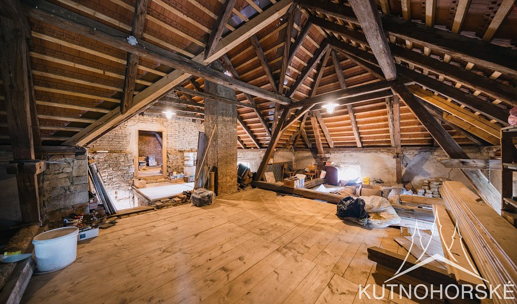 Prodej domu 414 m² s pozemkem 1 000 m², Velenka – náhled fotky 25