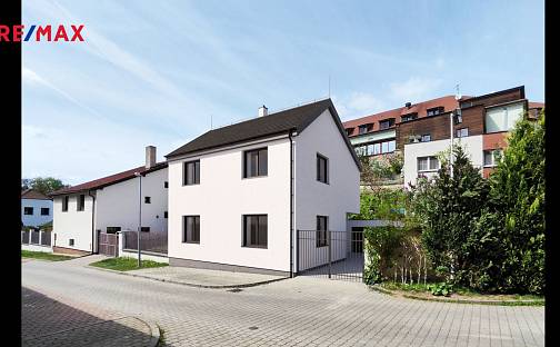 Prodej domu 157 m² s pozemkem 359 m², Šplechnerova, Praha 9 - Horní Počernice