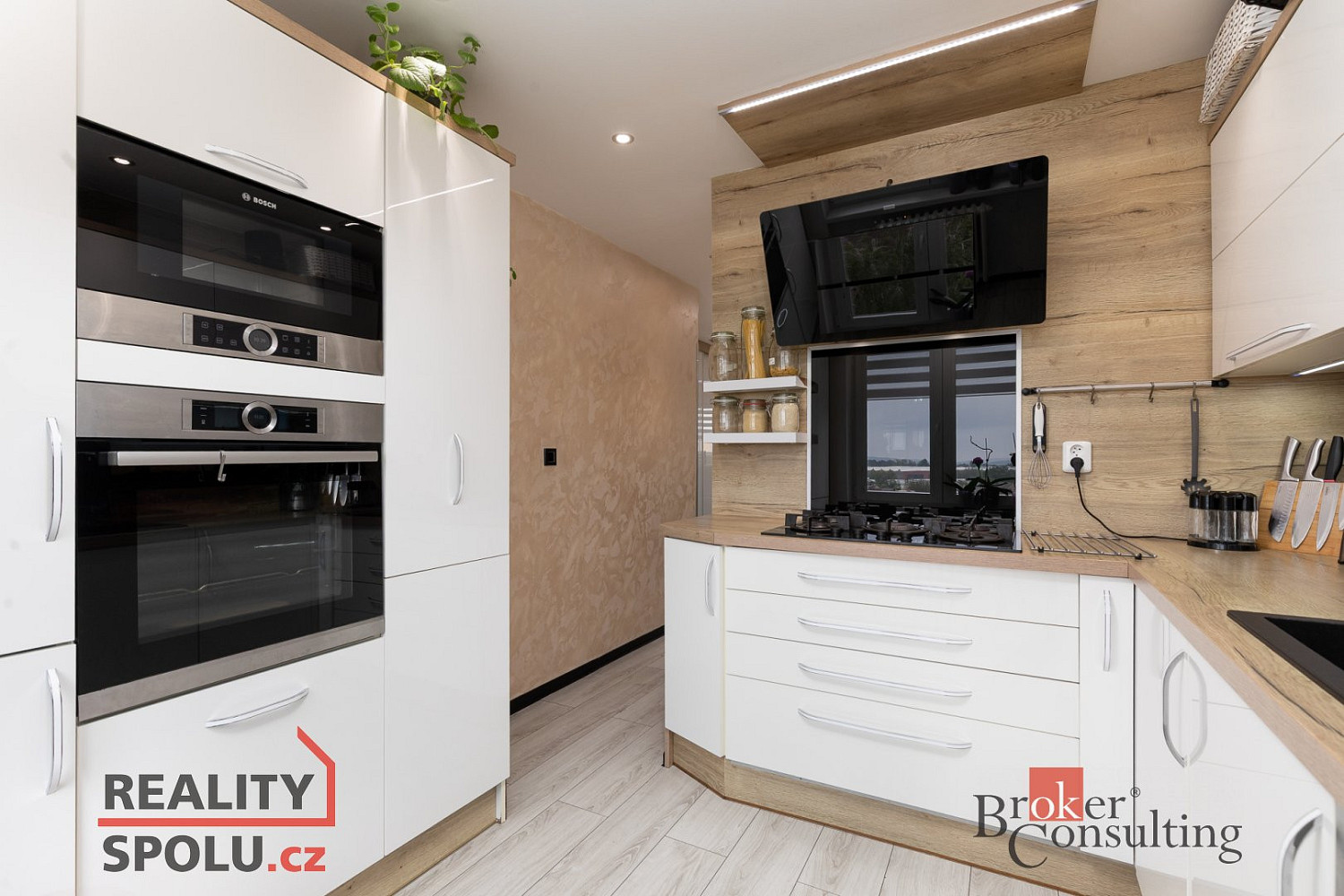 3 rooms, 70.0 m² in Ostrava