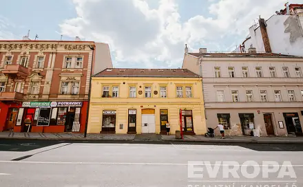 Pronájem bytu 2+1 67 m², Husitská, Praha 3 - Žižkov
