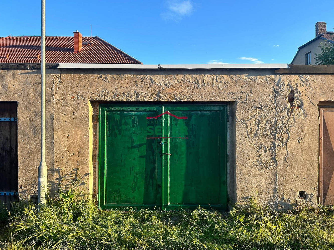 Prodej, tří garáží, OV, Chotějovice, Světec, okr. Teplice, ul. Smetanova – pohled 2