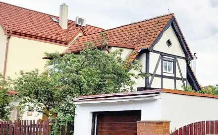 Prodej domu 160 m² s pozemkem 376 m², V bezpečí, Praha 3 - Žižkov