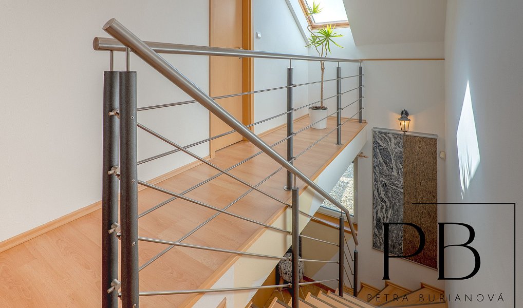 Prodej domu 145 m² s pozemkem 444 m², Ivančice – náhled fotky 14