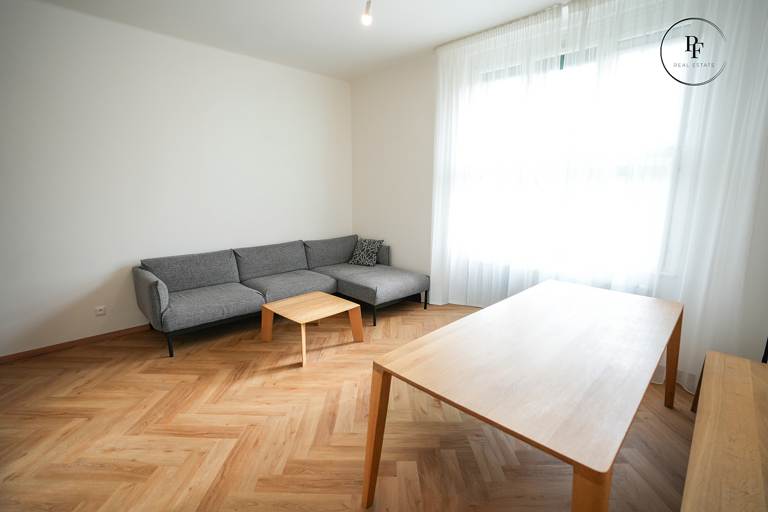 Pronájem bytu 2+kk 63 m² – další