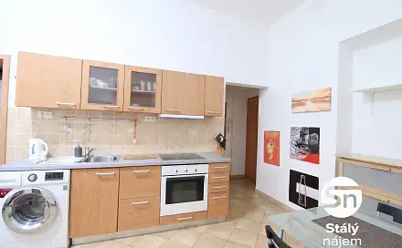 Pronájem bytu 1+1 37 m²