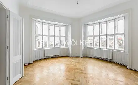 Pronájem bytu 3+kk 83 m²